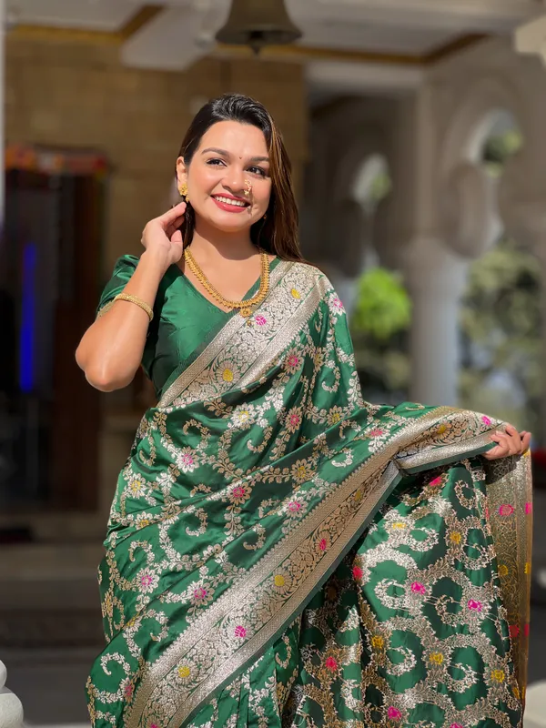 Green_Soft_Banarasi_Silk_Saree_With_Zari_Weaving_Meenakari_Touchup_Design_All_Over_The_Saree_And_Meenakari_Weaving_Rich_Pallu_For_Women