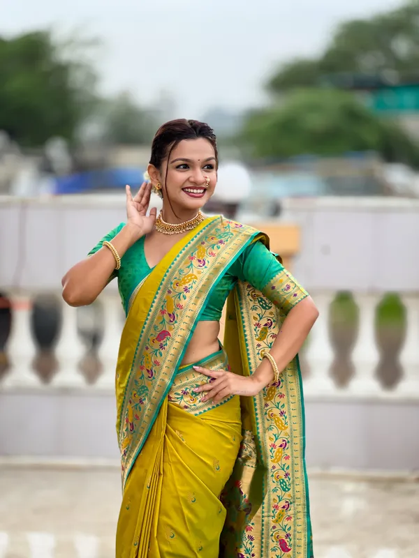 Parrot_Green_Soft_Pethani_Silk_Saree_With_Zari_Weaving_Motifs_Design_And_Meenakari_Weaving_Rich_Pallu_With_Meenakari_Weaving_Border_And_Tassels_Attached_At_Pallu_End_Blouse_For_Women