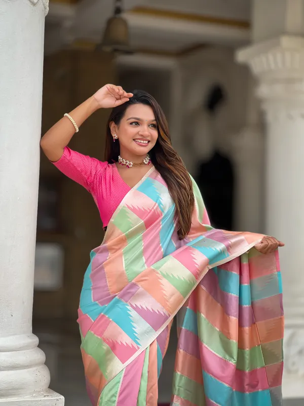 Pink_Soft_Silk_Saree_With_Zari_Weaving_Meenakari_Design_All_Over_The_Saree_And_Zari_Weaving_Contrast_Rich_Pallu_With_Cotrast_Weaving_Border_And_Tassels_Attached_At_Pallu_End_Blouse_For_Women