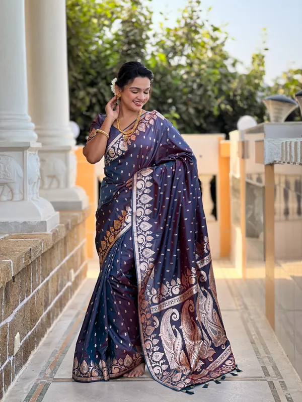 Anjir_Soft_Banarasi_Silk_Saree_With_Zari_Weaving_Design_All_Over_The_Saree_And_Zari_Weaving_Rich_Pallu_With_Meenakari_Weaving_Border_And_Tassels_Attached_At_Pallu_End_Blouse_For_Women