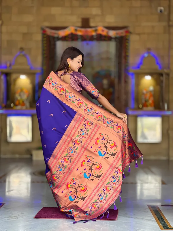 Violet_Soft_Pethani_Silk_Saree_With_Zari_Weaving_Meenakari_Motifs_Design_And_Meenakari_Weaving_Rich_Pallu_With_Meenakari_Weaving_Border_And_Tassels_Attached_At_Pallu_End_Blouse_For_Women