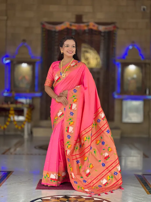 Peach_Soft_Pethani_Silk_Saree_With_Zari_Weaving_Motifs_Design_And_Meenakari_Weaving_Rich_Pallu_With_Meenakari_Weaving_Border_And_Tassels_Attached_At_Pallu_End_Blouse_For_Women