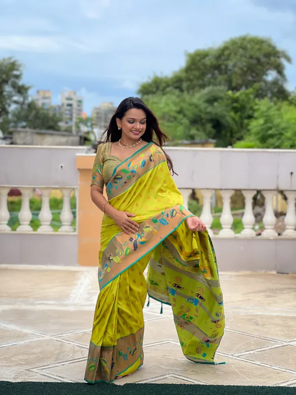 Pista_Soft_Pethani_Silk_Saree_With_Zari_Weaving_Meenakari_Motifs_Design_And_Meenakari_Weaving_Rich_Pallu_With_Meenakari_Weaving_Border_And_Tassels_Attached_At_Pallu_End_Blouse_For_Women