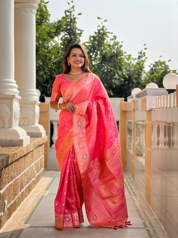 Gajri_Pink_Soft_Banarasi_Silk_Saree_With_Zari_Weaving_Meenakari_Touchup_Design_All_Over_The_Saree_And_Meenakari_Weaving_Rich_Pallu_For_Women