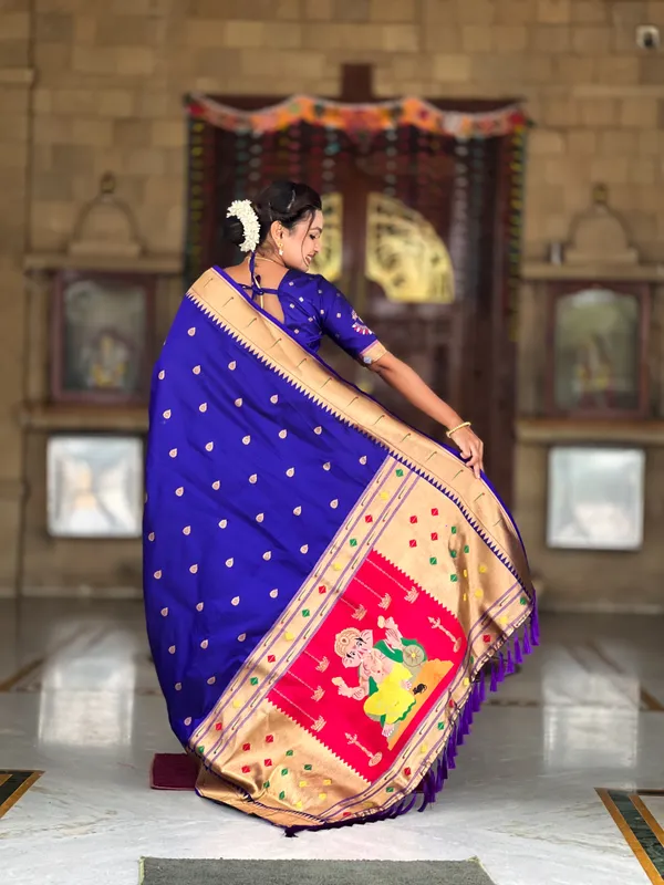 Violet_Soft_Pethani_Silk_Saree_With_Zari_Weaving_Motifs_Design_And_Meenakari_Weaving_Rich_Pallu_With_Meenakari_Weaving_Munia_Border_And_Tassels_Attached_At_Pallu_End_Blouse_For_Women
