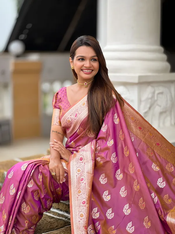 Gajri_Pink_Soft_Banarasi_Silk_Saree_With_Zari_Weaving_Meenakari_Touchup_Design_All_Over_The_Saree_And_Meenakari_Weaving_Rich_Pallu_For_Women