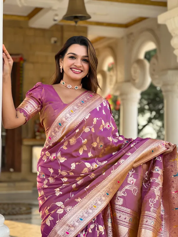 Onion_Soft_Banarasi_Silk_Saree_With_Zari_Weaving_Meenakari_Touchup_Design_All_Over_The_Saree_And_Meenakari_Weaving_Rich_Pallu_For_Women