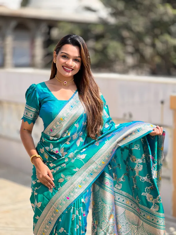 Rama_Soft_Banarasi_Silk_Saree_With_Zari_Weaving_Meenakari_Touchup_Design_All_Over_The_Saree_And_Meenakari_Weaving_Rich_Pallu_For_Women