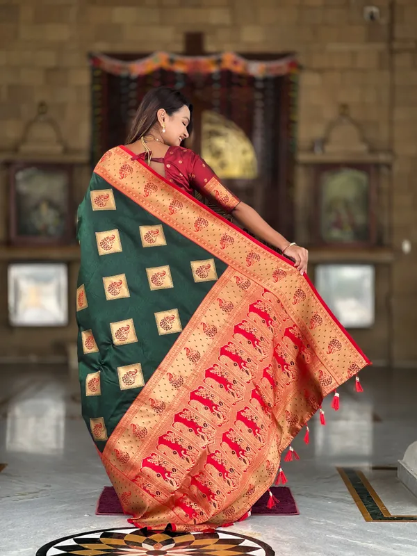 Green_Soft_Banarasi_Silk_Saree_With_Zari_Weaving_Meenakari_Design_All_Over_The_Saree_And_Contrast_Weaving_Rich_Pallu_With_Contrast_Weaving_Border_And_Tassels_Attached_At_Pallu_And_Blouse_For_Women