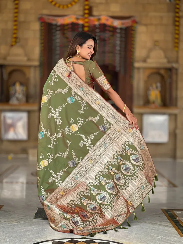 Mehndi_Soft_Banarasi_Silk_Saree_With_Zari_Weaving_Meenakari_Touchup_Design_All_Over_The_Saree_And_Meenakari_Weaving_Rich_Pallu_For_Women