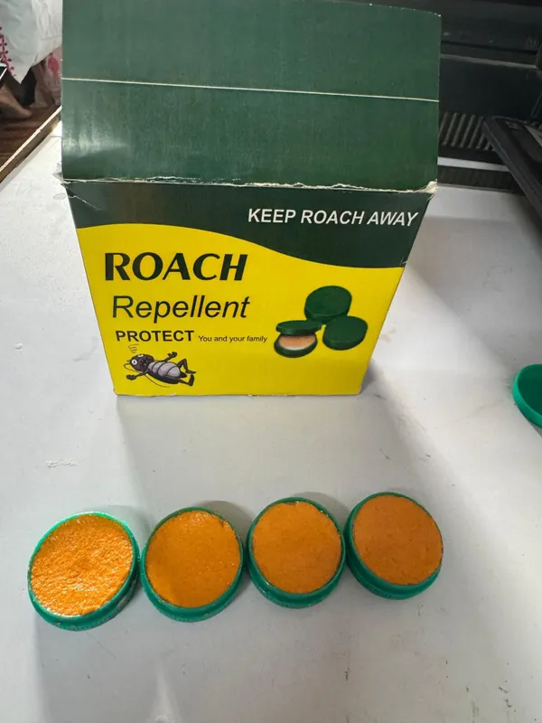 Pack_Of_24_Piece_Yellow_Cockroach_Repellent_Gel