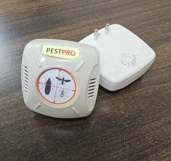Pack_Of_2_White_Ultrasonic_Repellent_Machine