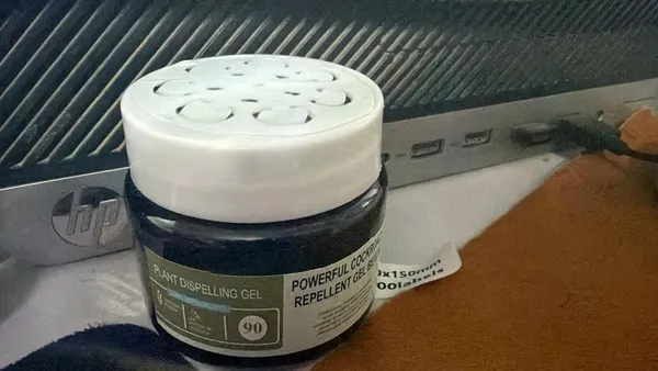 Pack_Of_2_Yellow_Powerful_Cockroach_Repellent_Gel_Beads_200_Gm