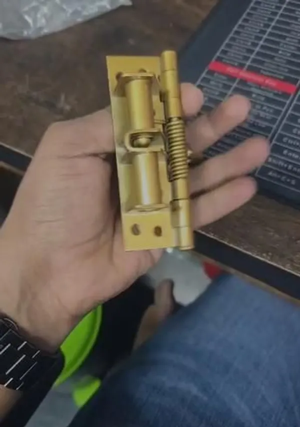 Golden_3_In_1_Automatically_Door_Hinge_Lock
