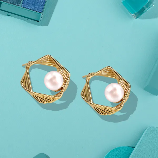 Gold_Brass_Earrings_For_Women