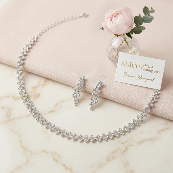 Elegant_Diamond-Style_Marquise_Crystal_Jewelry_Set_for_Weddings_&_Parties
