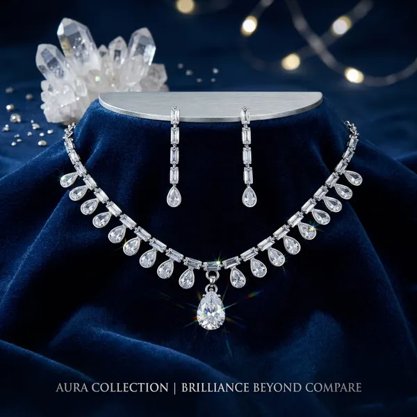 Elegant_Silver-Plated_Pear-Cut_Droplet_Cubic_Zirconia_Necklace_Set_with_Dangle_Earrings