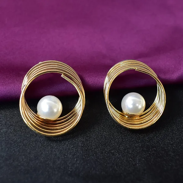 Gold_And_White_Brass_Earring_Set_For_Women