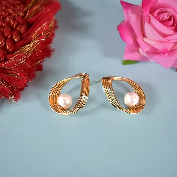 Gold_And_White_Brass_Earring_Set_For_Women