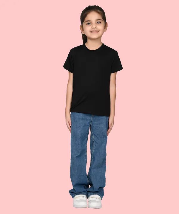 Black_Solid_Round_Neck_Half_Sleeves_T-Shirt_For_Girls
