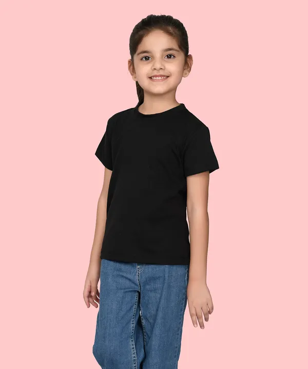 Black_Solid_Round_Neck_Half_Sleeves_T-Shirt_For_Girls