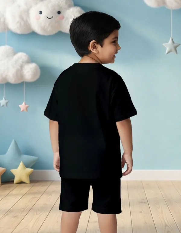 Nusyl_Boys_Black_Solid_Cotton_Blend_Relaxed_T_Shirts_And_Shorts_With_Side_Pockets_Oversized_Length_T_Shirts_And_Shorts_Knee_Length