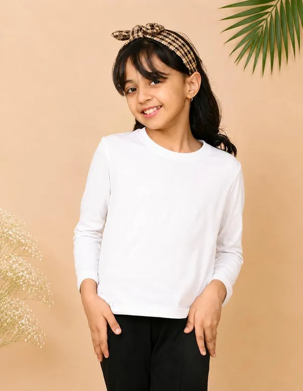 Nusyl_Girls_Black,_White_and_Black_Solid_Round_Neck_Full_Sleeves_T-Shirt
