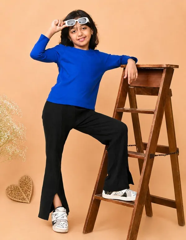 Nusyl_Girls_Black,_White_and_Royal_Blue_Solid_Round_Neck_Full_Sleeves_T-Shirt