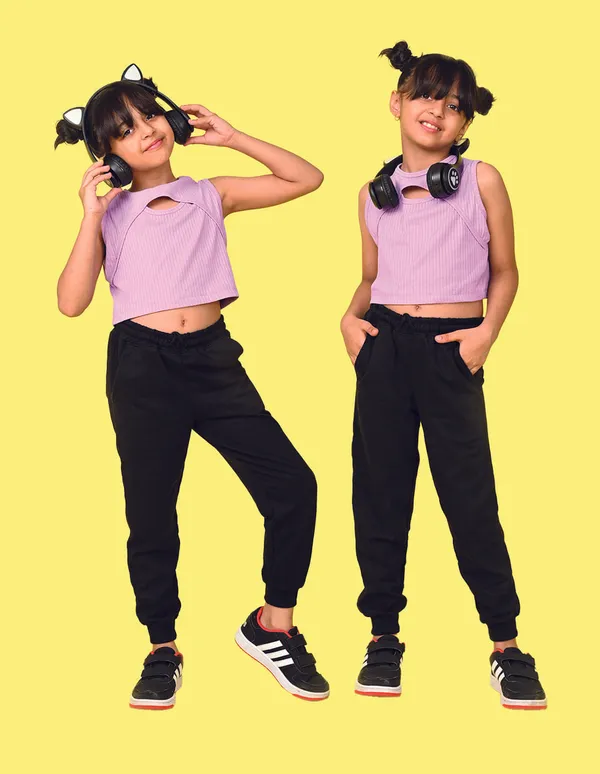 Nusyl_Girls_Black_&_Black_Solid_Trackpants