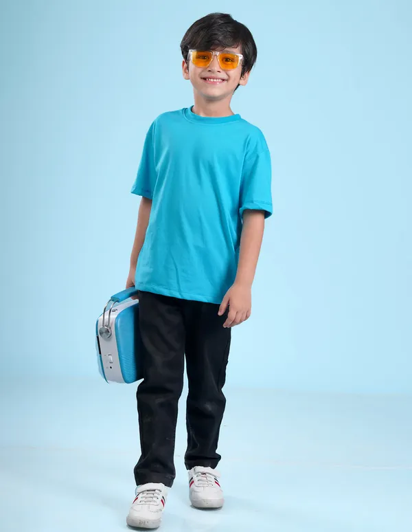 Sky_Blue_Solid_Round_Neck_Half_Sleeves_Oversized_T-Shirt_For_Boys