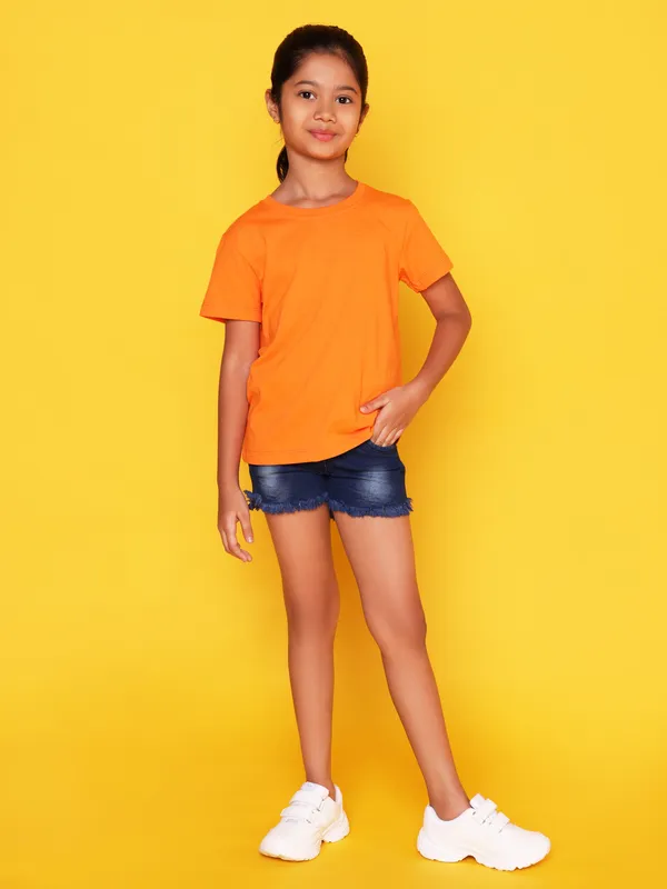 Orange_Solid_Round_Neck_Half_Sleeves_T-Shirt_For_Girls