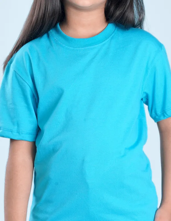 Sky_Blue_Solid_Round_Neck_Half_Sleeves_Oversized_T-Shirt_For_Girls