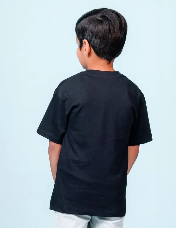Black_Solid_Round_Neck_Half_Sleeves_Oversized_T-Shirt_For_Boys