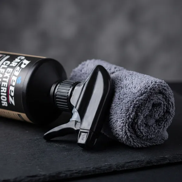 Car_Exterior_Cleaner_400Ml_Streakfree_Shine_With_Uv_Protection_&_Microfiber_Cloth