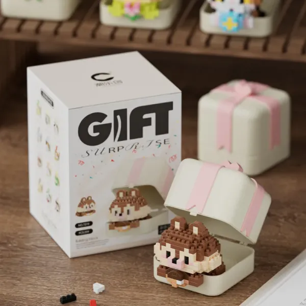 Bouncy_Squirrel_Building_Block_Gift_Box