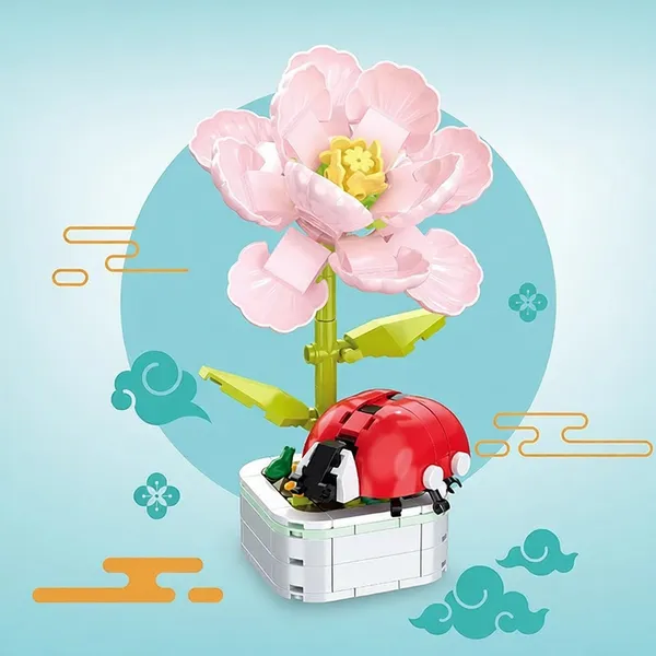 DIY_Ladybug_Blossom_Building_Block_Set_(201_Pcs)