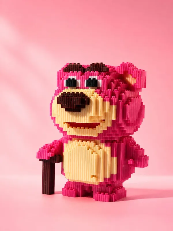 DIY_Micro_Building_Blocks_–_Pink_Bear_Collectible_Figure