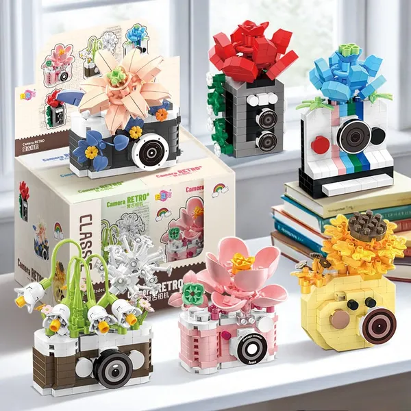 Sky_Bloom_Instant_Camera_Building_Block_Set