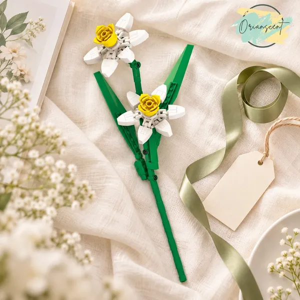 DIY_White_Daffodil_Flower_Building_Block_Set_–_111_Pieces