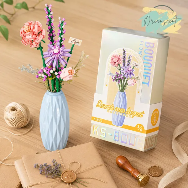 Lavender_Rose_Flower_Bouquet_Building_Block_Set_with_Vase_(303_Pcs)
