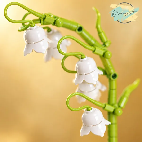 DIY_Lily_of_the_Valley_Flower_Building_Block_Set_–_69_Pieces