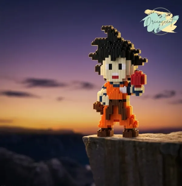 Goku_Nano_Building_Block_Set_–_1,580_Pieces_Collectible_Model