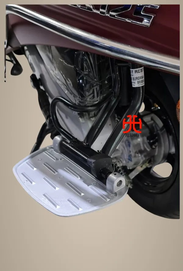 Ladies_Footrest_For_Suzuki_Access_125_Scooter