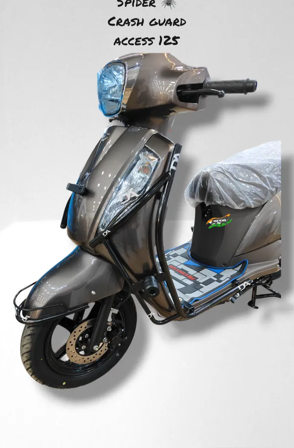 Suzuki_Access_125_Crash_Guard_(Black_Motta_Pipe)