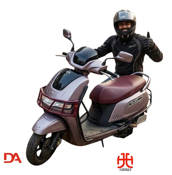 TVS_iQUBE_Crash_Guard_(Black_Motta_Pipe)