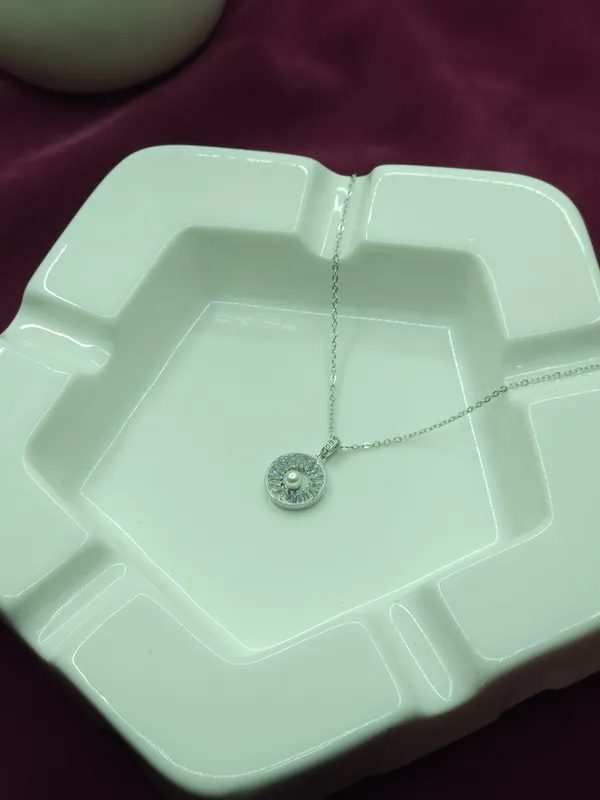 Silver_Imperial_Pearl_Halo_Necklace_For_Women