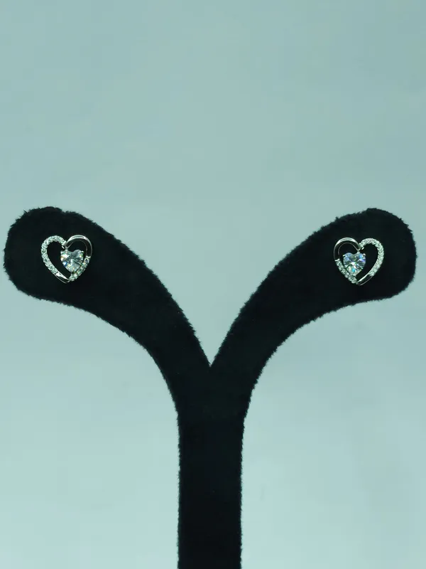 Silver_Valentina_Radiant_Heart_Studs_For_Women