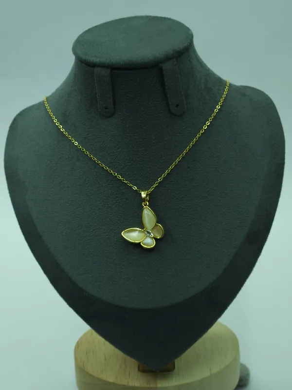 Gold_Elara_Butterfly_Pendant_Necklace_For_Women