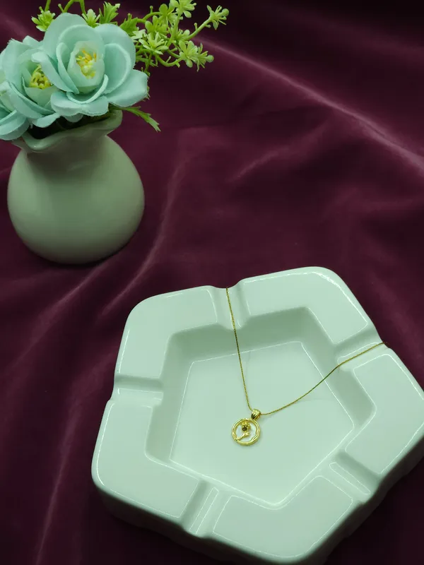 Gold_Aurora_Rose_Pendant_Necklace_For_Women