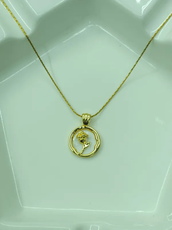 Gold_Aurora_Rose_Pendant_Necklace_For_Women